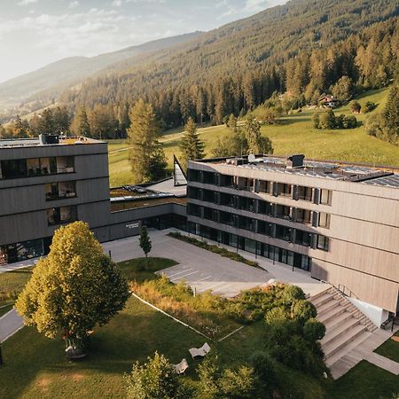 Hotel Bildungshaus St. Michael Matrei am Brenner Exterior foto